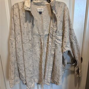 American Eagle Outfitters Beige Textured button up